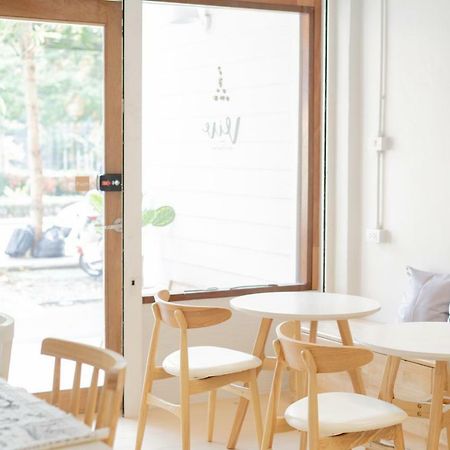 Viv Hometel&Cafe Csiangmaj Kültér fotó