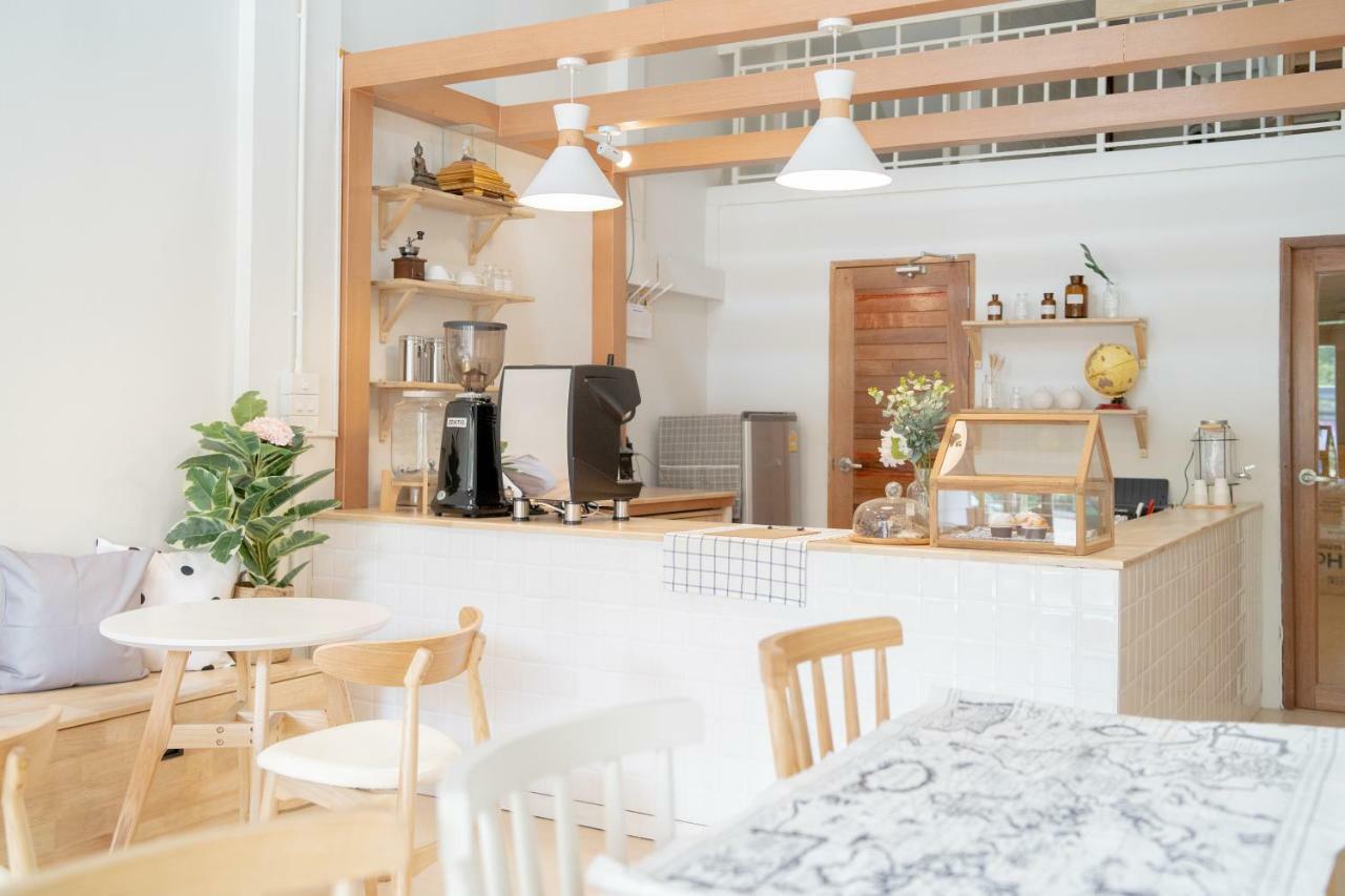 Viv Hometel&Cafe Csiangmaj Kültér fotó